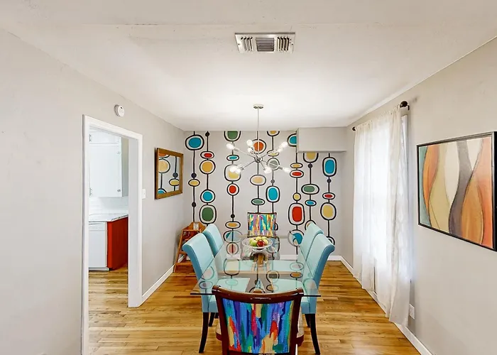Play Room, Patio & Fire Pit! Cozy Kerrville Home
